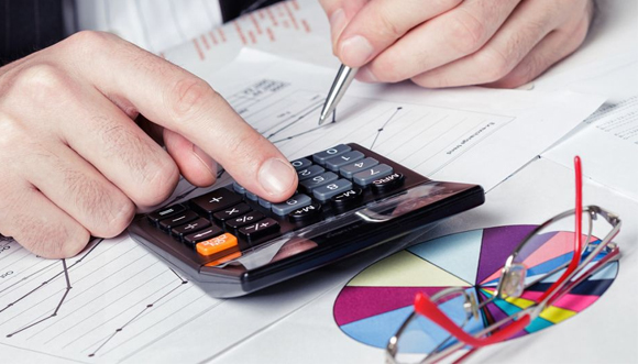 美麗島多焦鏡：傳統(tǒng)老花鏡的弊端，多焦鏡一副就解決了財務(wù)工作者的用眼煩惱